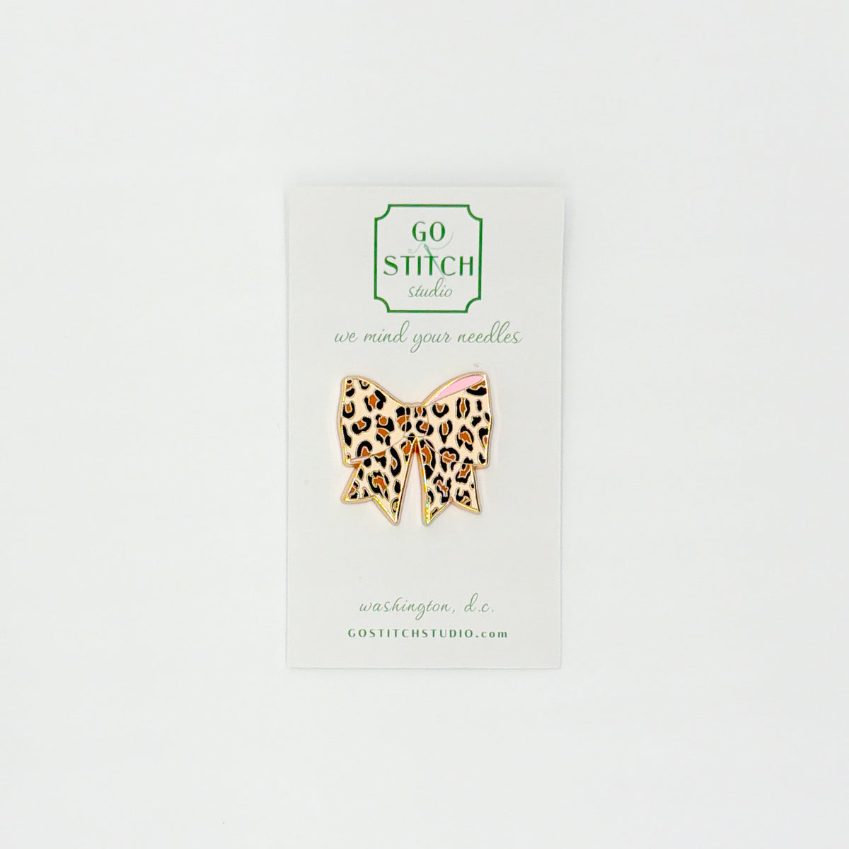Brown Leopard Print Bow Needleminder