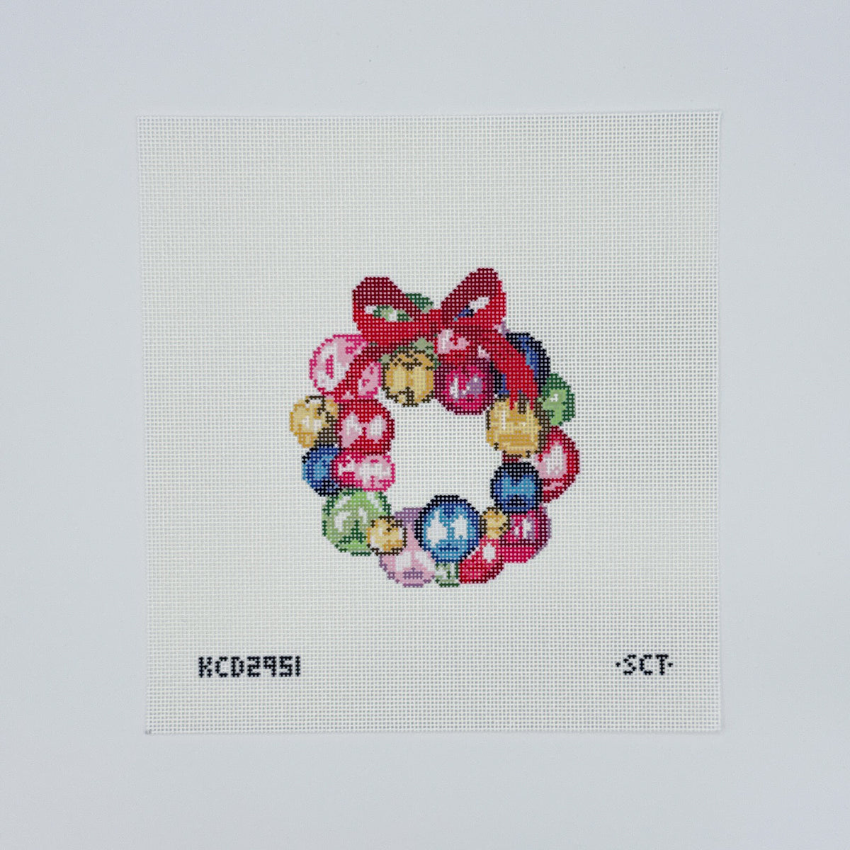 SCT Designs: Mini Glass Ornament Wreath